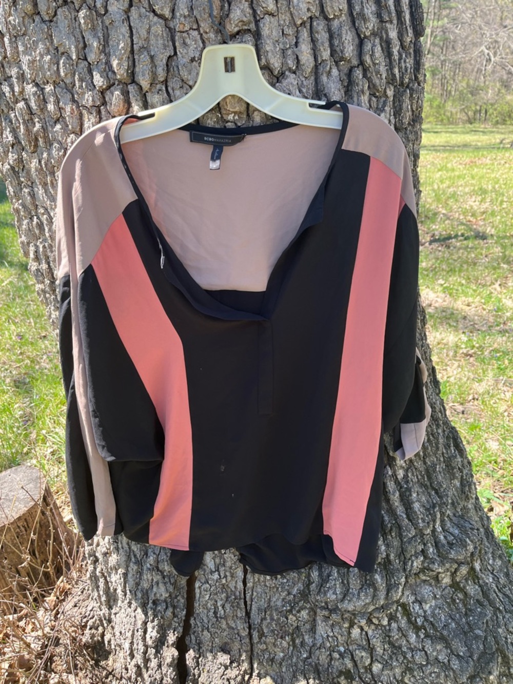 ⭐️BCBG Max Azria Blouse in size M